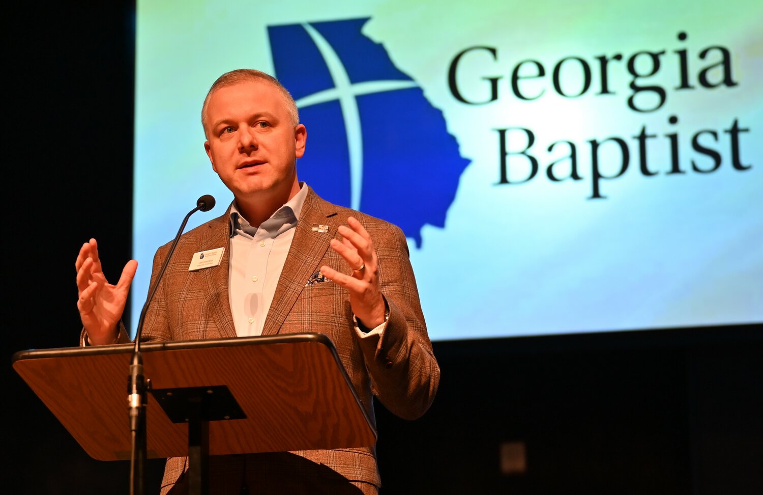 Baptist Convention's annual meeting centers on 'Calling Out the